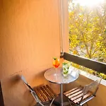 Apartment Au Calme - 10 Min Des Cures Thermales A Pied *