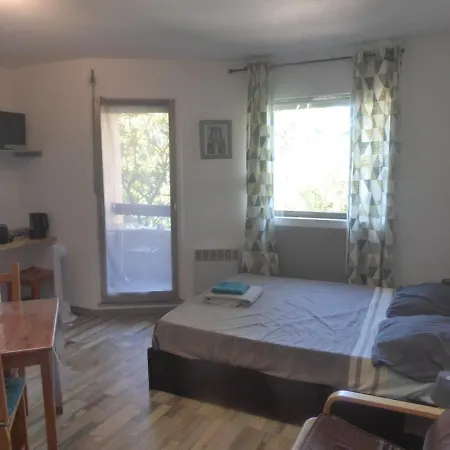 Appartamento Au Calme - 10 Min Des Cures Thermales à Pied Gréoux-les-Bains