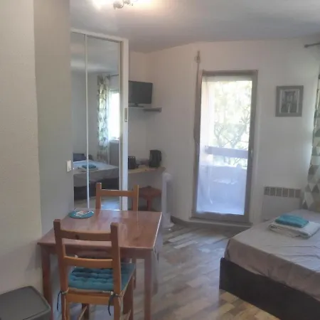 Appartamento Au Calme - 10 Min Des Cures Thermales à Pied *