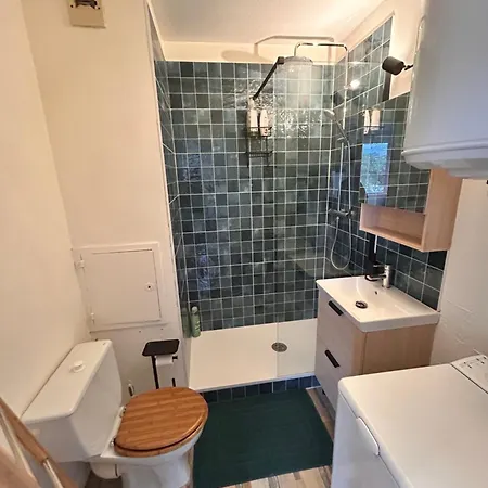 Au Calme - 10 Min Des Cures Thermales A Pied Apartment